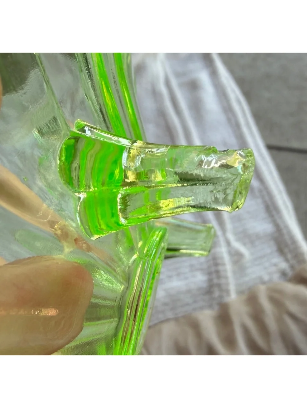 Uranium Glass 3-Footed Scalloped Bowl Vaseline Green Depression *Read Chip